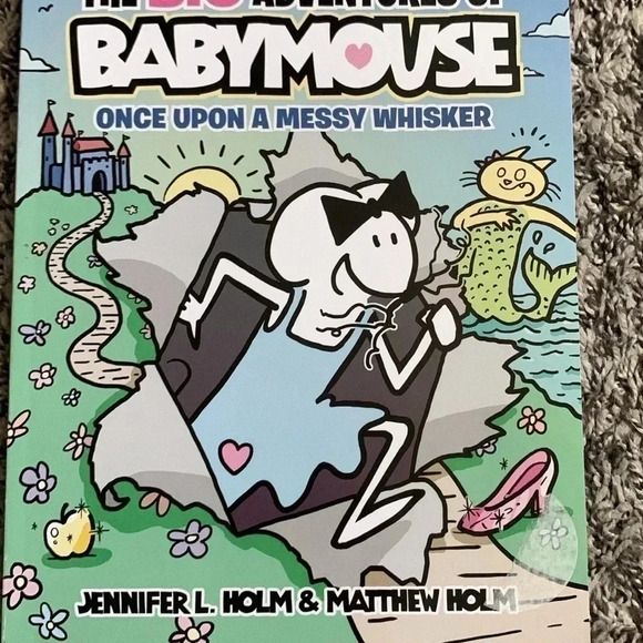 Kids book bundle (like new) - Picture 2 of 3